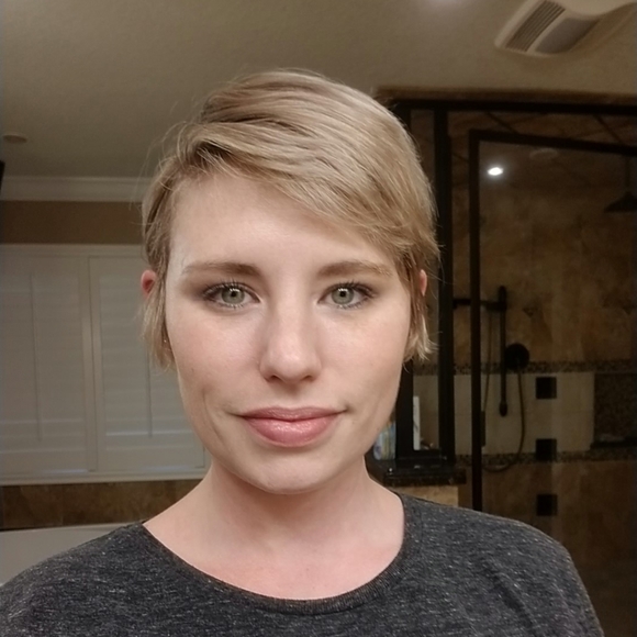 Meet your posher - Picture 1 of 1